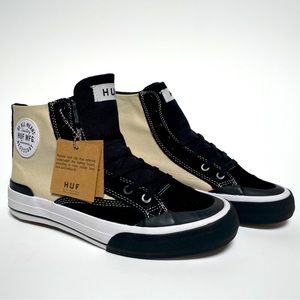 NEW Huf Classic HI VINTAGE WHITE/BLACK U.S. Mens Size 4